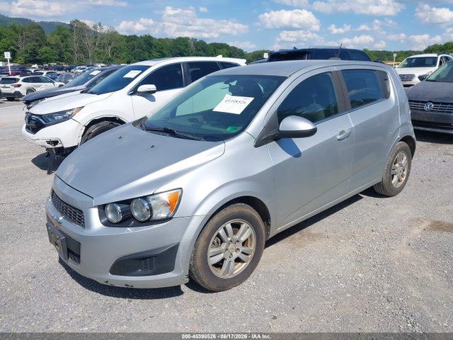 45398526 :رقم المزاد ، 1G1JC6SGXF4101162 vin ، 2015 Chevrolet Sonic Lt Auto مزاد بيع