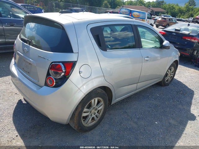 45398526 :رقم المزاد ، 1G1JC6SGXF4101162 vin ، 2015 Chevrolet Sonic Lt Auto مزاد بيع