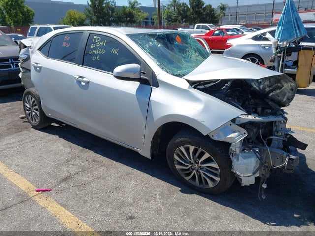 Toyota Corolla Xle 2018 5YFBURHE4JP766158 головне зображення