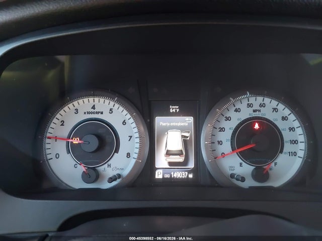 5TDXZ3DC8HS818305 Toyota Sienna Se 8 Passenger