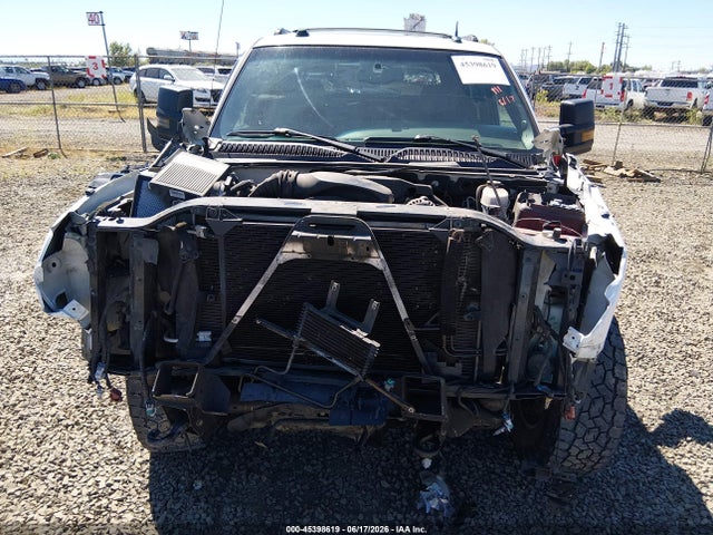 Продаж на аукціоні авто 2004 Chevrolet Avalanche 2500, vin: 3GNGK22G44G137868, номер лоту: 45398619