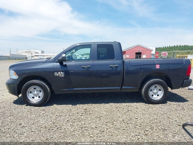 1C6RR7FG4KS661927 RAM 1500 Classic Tradesman 4x4 6&#039;4 Box