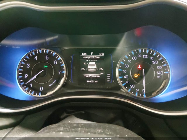 Продажа на аукционе авто 2015 Chrysler 200 Limited, vin: 1C3CCCAB9FN614261, номер лота: 45398698