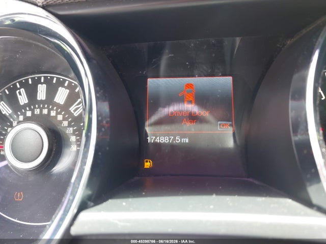 1ZVBP8CF1E5216479 Ford Mustang Gt/gt Premium