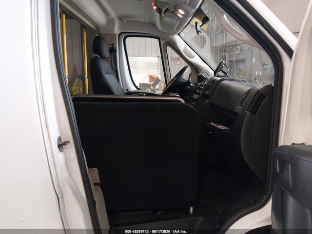2020 Ram Promaster 3500 Cutaway Low Roof მანქანა იყიდება აუქციონზე, vin: 3C7WRVLG0LE137184, აუქციონის ნომერი: 45398782