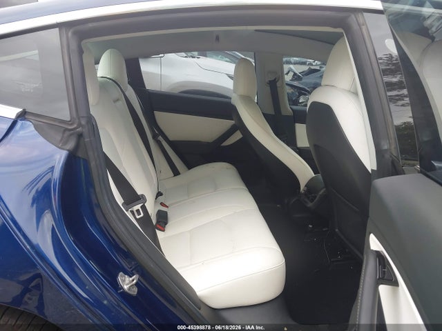 Tesla Model 3 Long Range/performance 2018 5YJ3E1EB1JF086081 Image 8
