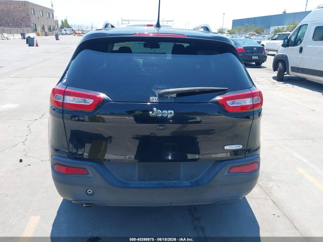 Продажа на аукционе авто 2018 Jeep Cherokee Latitude Fwd, vin: 1C4PJLCB7JD561123, номер лота: 45398975