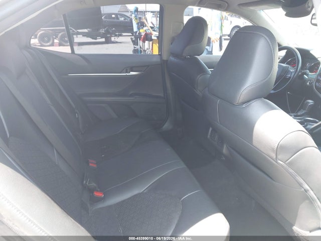 4T1B61HK6JU153684 Toyota CAMRY XSE
