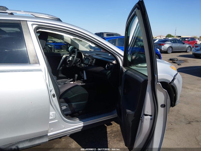 JTMRFREVXED062973 Toyota Rav4 Xle