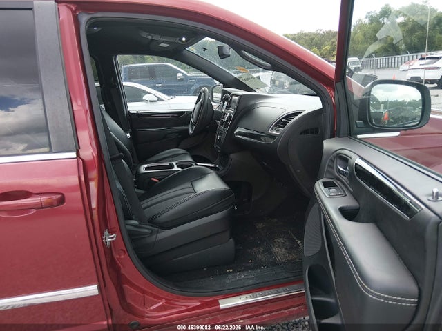 2014 Chrysler Town & Country S მანქანა იყიდება აუქციონზე, vin: 2C4RC1HG0ER474663, აუქციონის ნომერი: 45399083