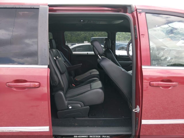 2014 Chrysler Town & Country S მანქანა იყიდება აუქციონზე, vin: 2C4RC1HG0ER474663, აუქციონის ნომერი: 45399083