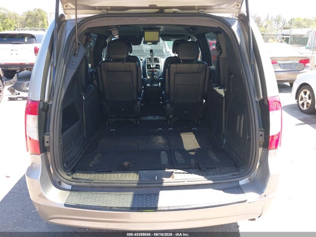 Auction sale of the 2014 Chrysler Town & Country S, vin: 2C4RC1HG4ER177850, lot number: 45399086