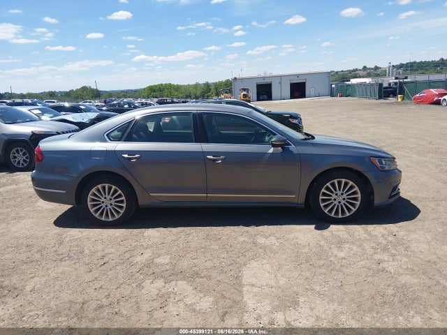 Aukcja sprzedaży 2017 Volkswagen Passat 1.8t Se, vin: 1VWBT7A3XHC027697, numer aukcji: 45399121