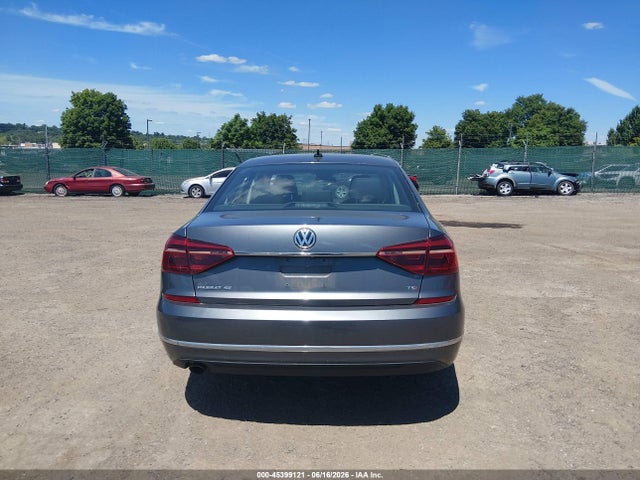 Aukcja sprzedaży 2017 Volkswagen Passat 1.8t Se, vin: 1VWBT7A3XHC027697, numer aukcji: 45399121