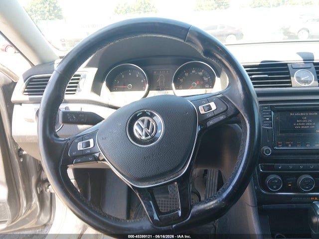 Aukcja sprzedaży 2017 Volkswagen Passat 1.8t Se, vin: 1VWBT7A3XHC027697, numer aukcji: 45399121
