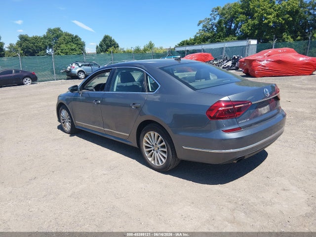 Aukcja sprzedaży 2017 Volkswagen Passat 1.8t Se, vin: 1VWBT7A3XHC027697, numer aukcji: 45399121
