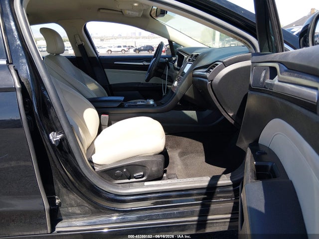 Продажа на аукционе авто 2018 Ford Fusion Hybrid Platinum/titanium, vin: 3FA6P0RU1JR246817, номер лота: 45399152