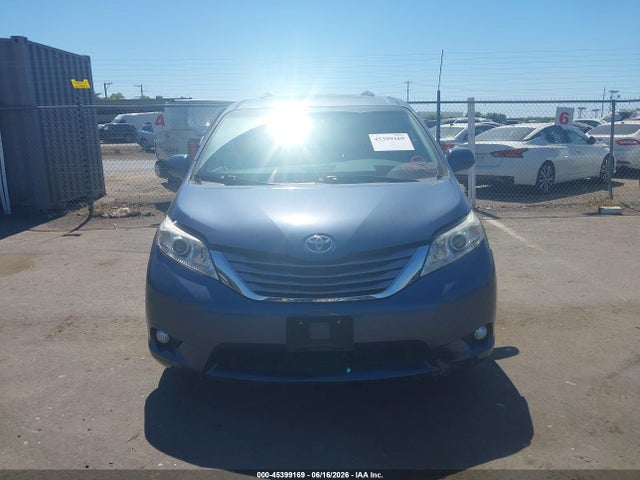 5TDYK3DC7FS620563 Toyota Sienna Xle Premium 8 Passenger