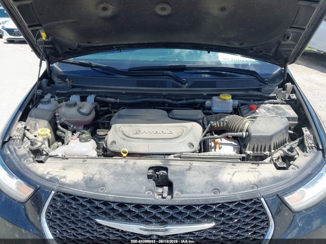 Chrysler Pacifica Hybrid Touring L 2023 2C4RC1L7XPR575669 Image 10