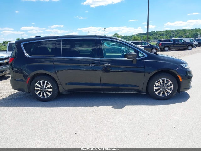 Chrysler Pacifica Hybrid Touring L 2023 2C4RC1L7XPR575669 Image 18