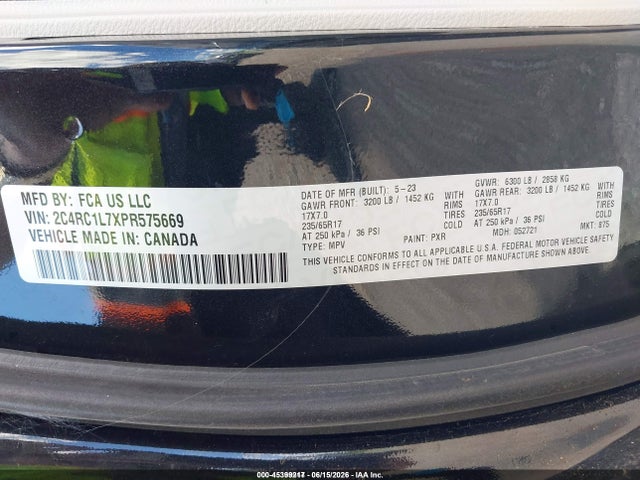 Chrysler Pacifica Hybrid Touring L 2023 2C4RC1L7XPR575669 Image 9