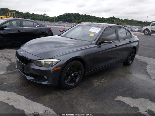 2013 Bmw 328i მანქანა იყიდება აუქციონზე, vin: WBA3A5G56DNP23933, აუქციონის ნომერი: 45399226