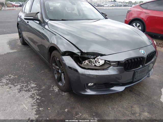 2013 Bmw 328i მანქანა იყიდება აუქციონზე, vin: WBA3A5G56DNP23933, აუქციონის ნომერი: 45399226