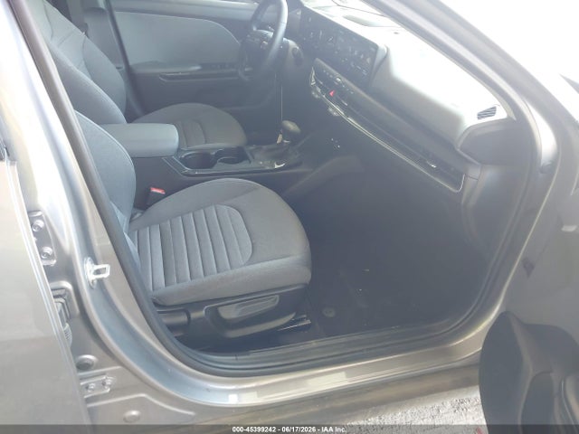 3KPFU4DE6SE008318 KIA K4 Ex