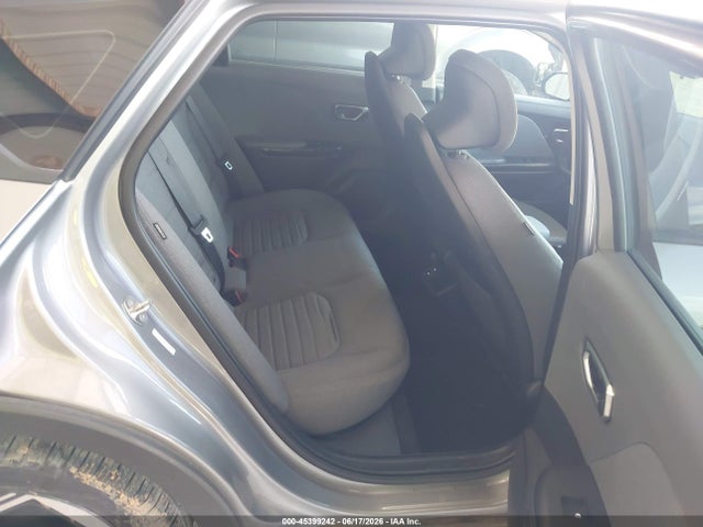 3KPFU4DE6SE008318 KIA K4 Ex