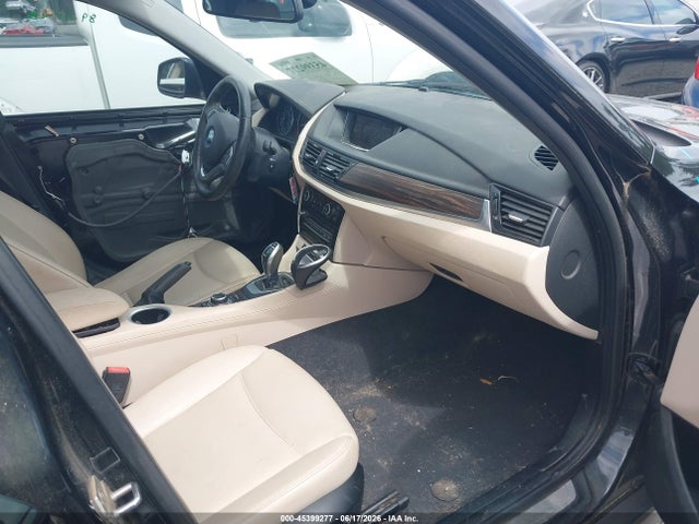 Продажа на аукционе авто 2015 Bmw X1 Sdrive28i, vin: WBAVM1C59FV317209, номер лота: 45399277