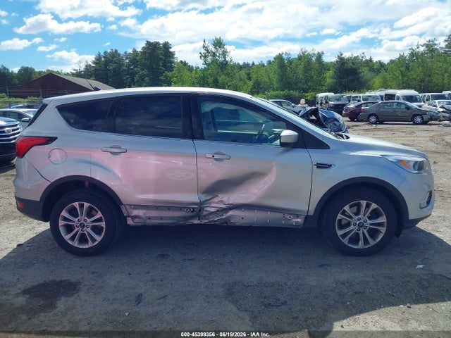 Ford ESCAPE SE 2019 1FMCU9GDXKUA28135 Image 13