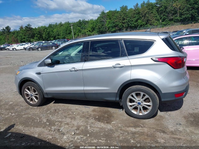 Ford ESCAPE SE 2019 1FMCU9GDXKUA28135 Image 14