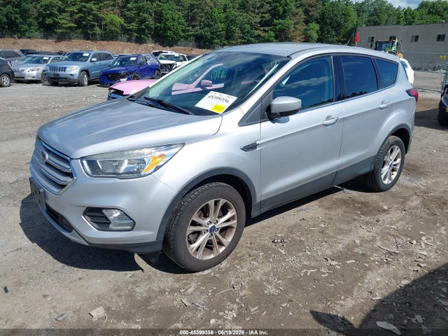 Ford ESCAPE SE 2019 1FMCU9GDXKUA28135 Image 2