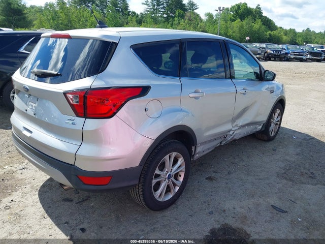 Ford ESCAPE SE 2019 1FMCU9GDXKUA28135 Image 4