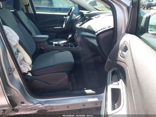 Ford ESCAPE SE 2019 1FMCU9GDXKUA28135 Image 5