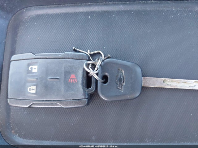 1GCNKNEH8HZ156211 Chevrolet Silverado 1500 Work Truck