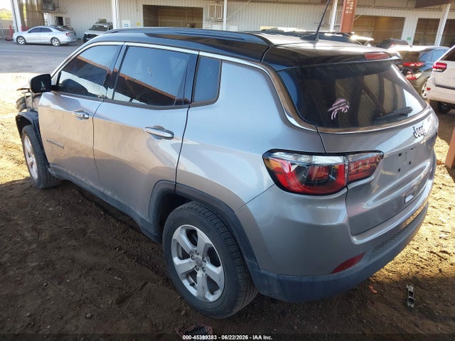 3C4NJCBB5JT408615 Jeep Compass Latitude Fwd