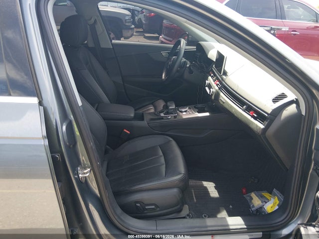 2019 Audi A4 45 Premium მანქანა იყიდება აუქციონზე, vin: WAUENAF43KN011875, აუქციონის ნომერი: 45399391