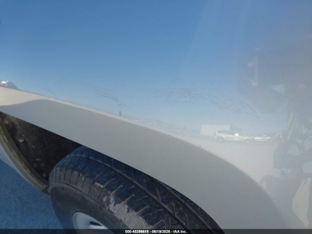 1GCNKNEH6HZ153677 Chevrolet Silverado 1500 Work Truck