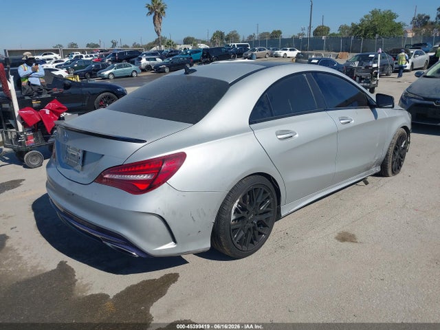 Mercedes-Benz CLA 250 2019 WDDSJ4EB4KN721151 Image 4