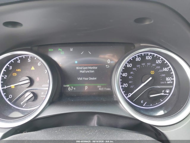 4T1B11HK1JU047805 Toyota CAMRY XLE