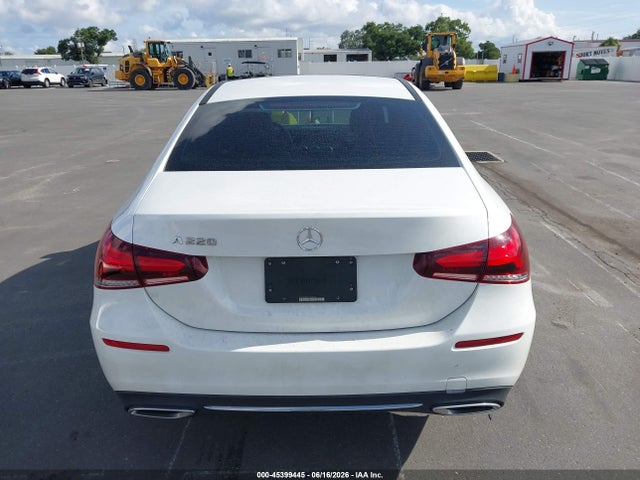 2020 Mercedes-benz A 220 მანქანა იყიდება აუქციონზე, vin: W1K3G4EB9LW045276, აუქციონის ნომერი: 45399445