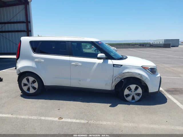 KIA Soul 2016 KNDJN2A24G7324863 Image 14