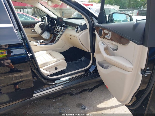 Продаж на аукціоні авто 2019 Mercedes-benz Glc 300, vin: WDC0G4JB0KV183922, номер лоту: 45399454