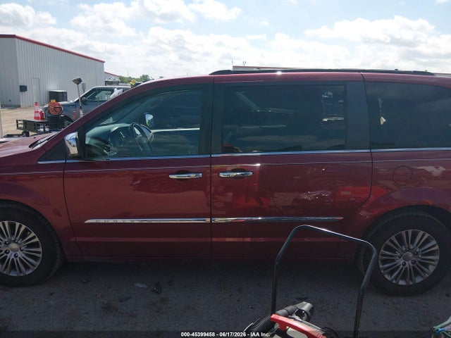 2013 Chrysler Town & Country Touring-l მანქანა იყიდება აუქციონზე, vin: 2C4RC1CG0DR531370, აუქციონის ნომერი: 45399458