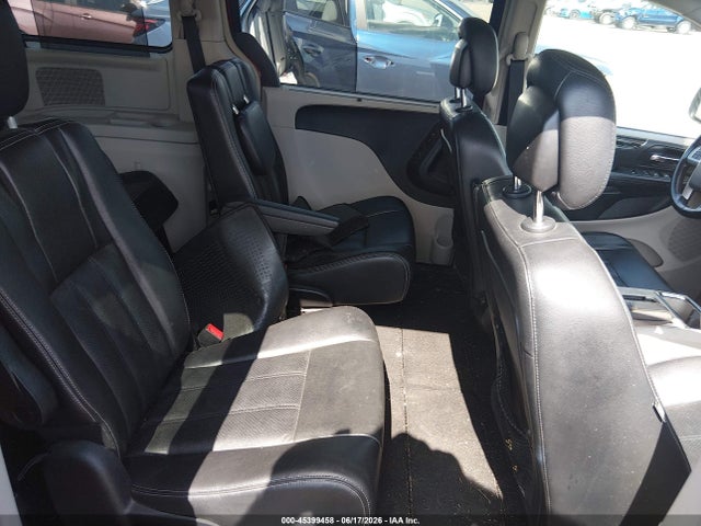 2013 Chrysler Town & Country Touring-l მანქანა იყიდება აუქციონზე, vin: 2C4RC1CG0DR531370, აუქციონის ნომერი: 45399458