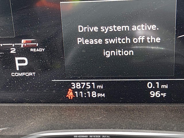 2024 Audi A4 Premium Plus 45 Tfsi S Line Quattro S Tronic მანქანა იყიდება აუქციონზე, vin: WAUEAAF43RA051158, აუქციონის ნომერი: 45399469