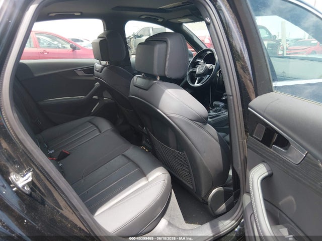 2024 Audi A4 Premium Plus 45 Tfsi S Line Quattro S Tronic მანქანა იყიდება აუქციონზე, vin: WAUEAAF43RA051158, აუქციონის ნომერი: 45399469