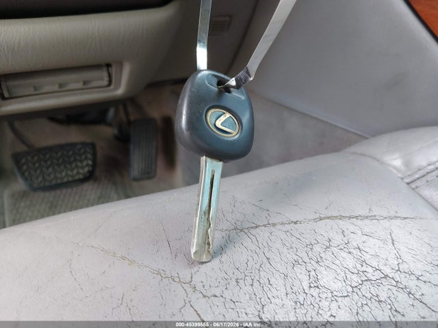 45399555 :رقم المزاد ، JT8BD68S8X0070747 vin ، 1999 Lexus Gs 300 مزاد بيع