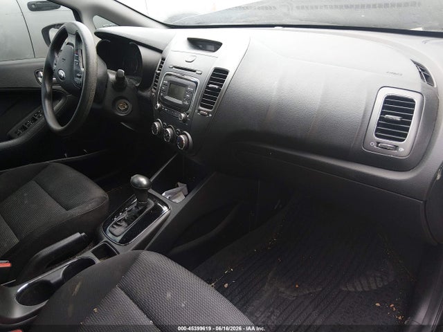 Продажа на аукционе авто 2017 Kia Forte Lx, vin: 3KPFK4A70HE046146, номер лота: 45399619